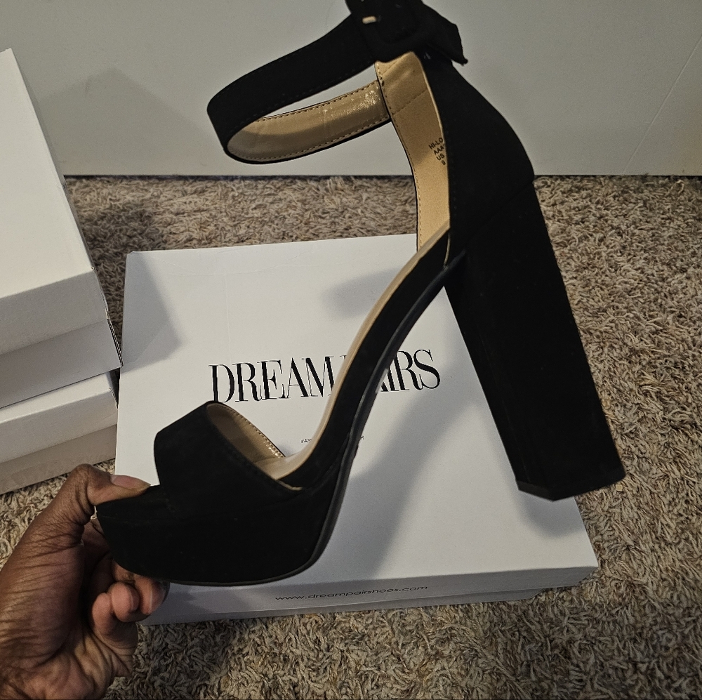 DREAM PAIRS Open Toe Platform Heels | Black | 4.5" Block Heel